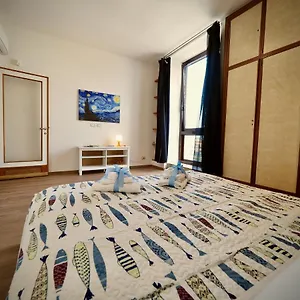  Appartement Dimora Sottoripa 87b Di Fronte All'acquario - Genovabnb It Italie